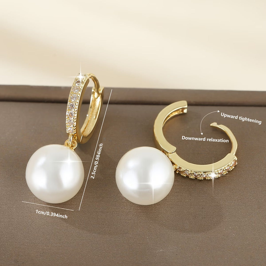 Modern Teardrop Pearl Earrings