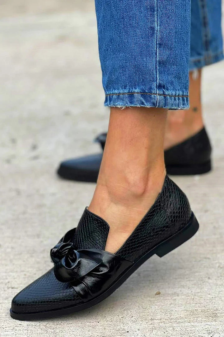 Chelsea™ | Stylish Bow-Detail Moccasins