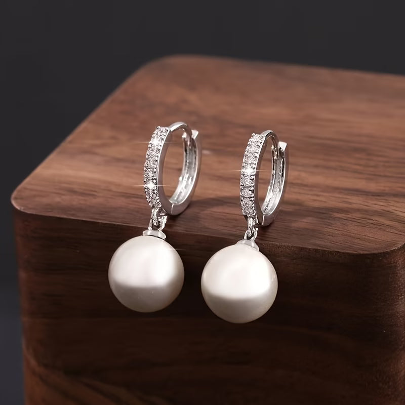 Modern Teardrop Pearl Earrings