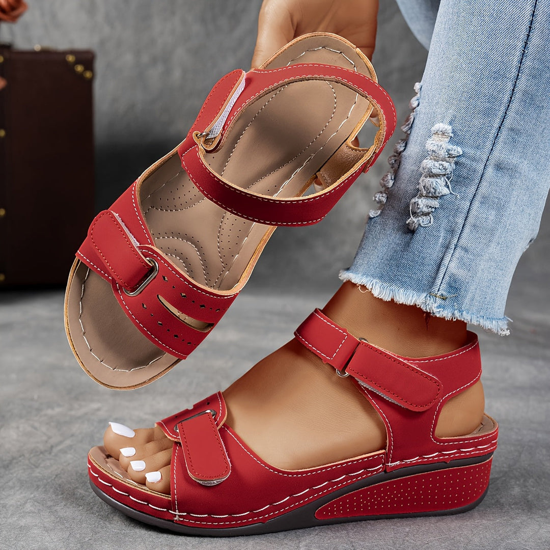 Célima™ | Fashionable Orthopaedic Sandals