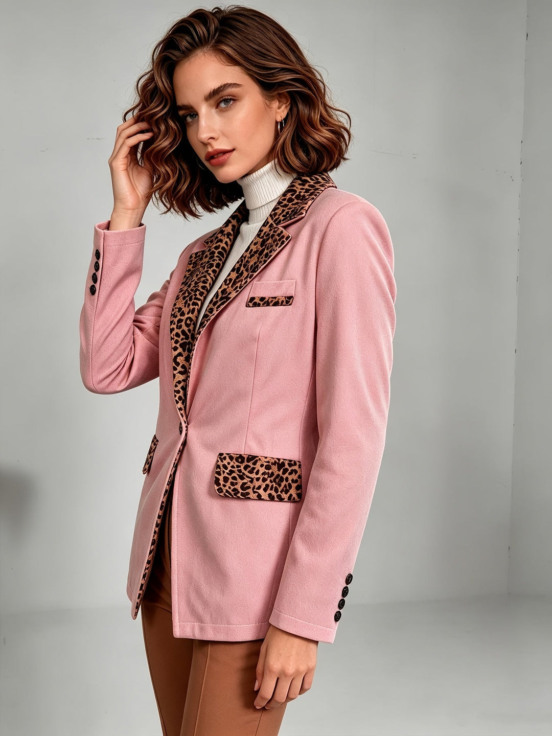 Clémentine | Fitted Velvet Blazer with Leopard Details