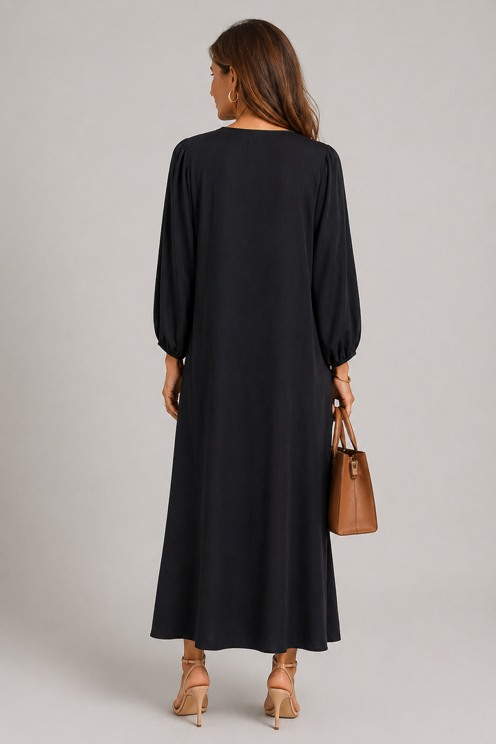 Luna Noir Dress