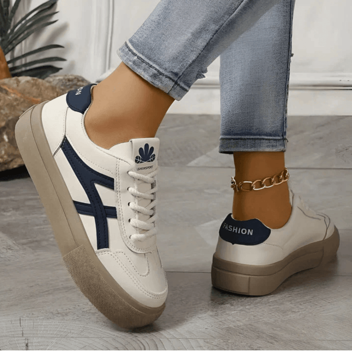 Livia - Women's Platform Trainers
