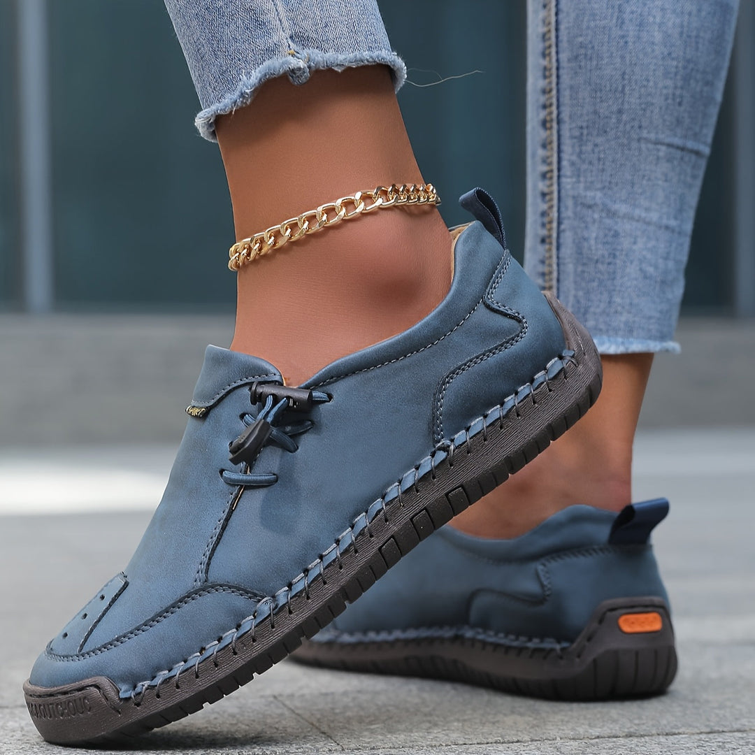 Lina – Comfort, Stability & Effortless Dressing Every Day