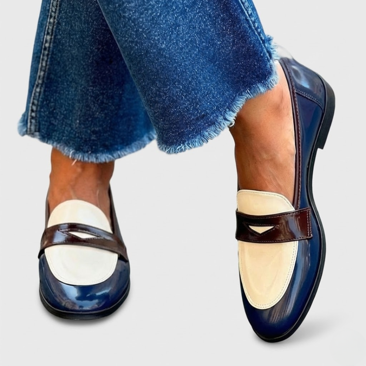 Claudia™ | Moccasins with Contrast Details