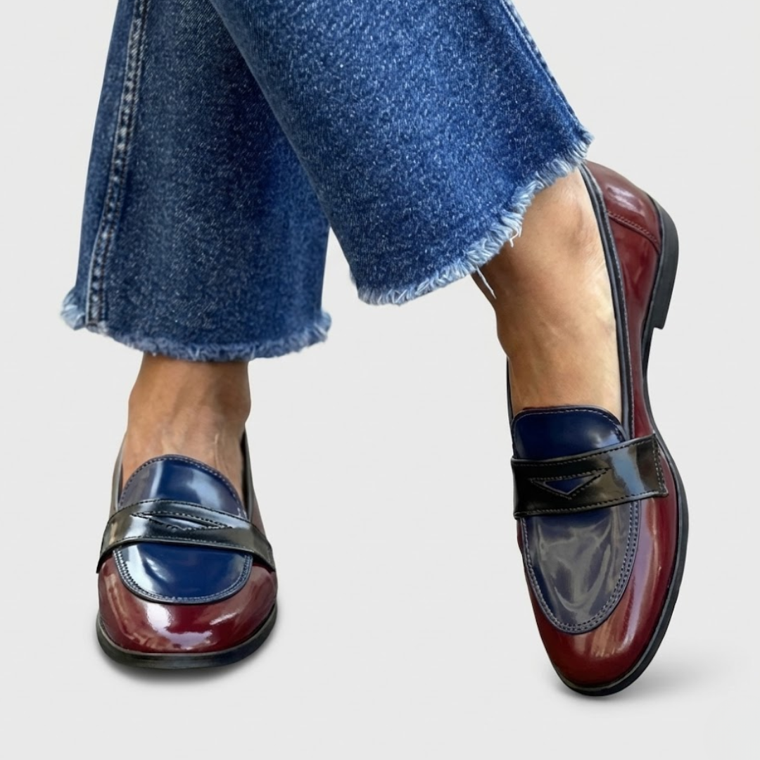 Claudia™ | Moccasins with Contrast Details