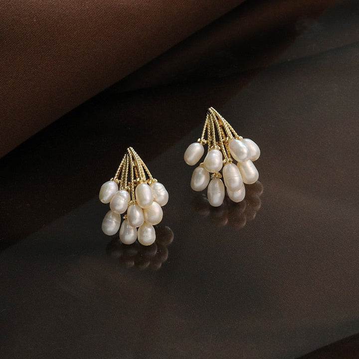 Raindrop-Effect Pearl Earrings
