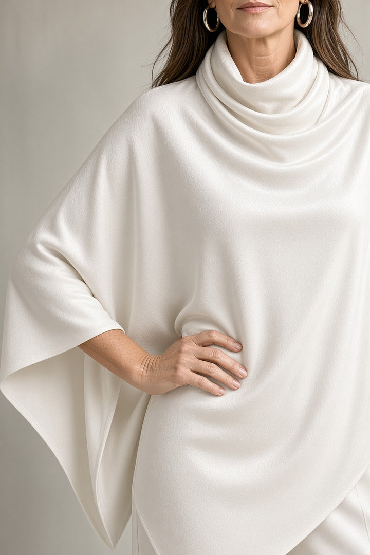Lavinia | Velour Co-ord with Poncho