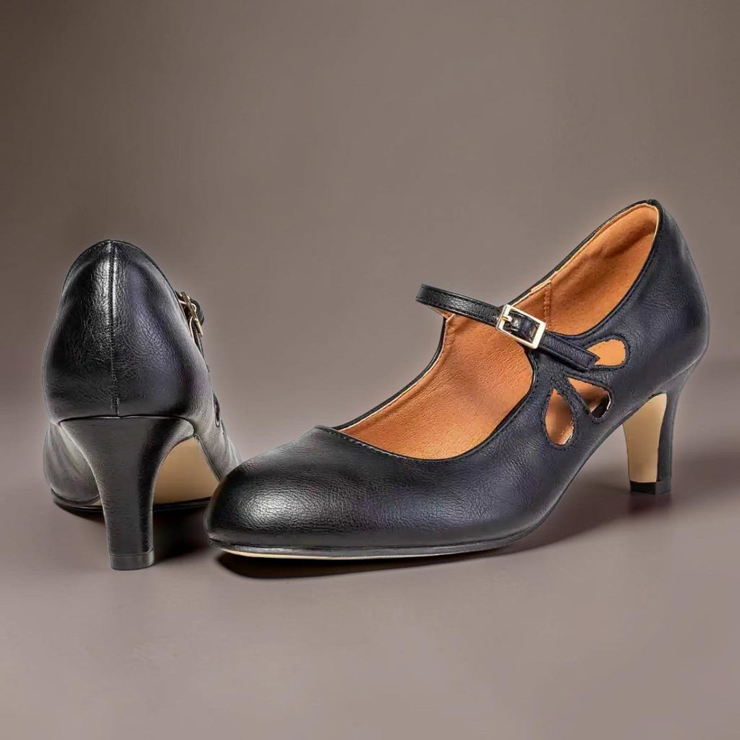 DELACROIX | Sylvie Black Closed-Toe Pumps